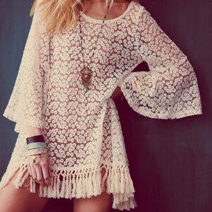 Gypsy Junkies Cream Daisy Lace Bell Sleeve Fringe Tunic Dress hippie fairy s/m